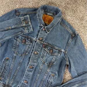 Levis Denim Trucker Jacket Men Medium Blue Wash Cotton Jean Jacket Casual Sample